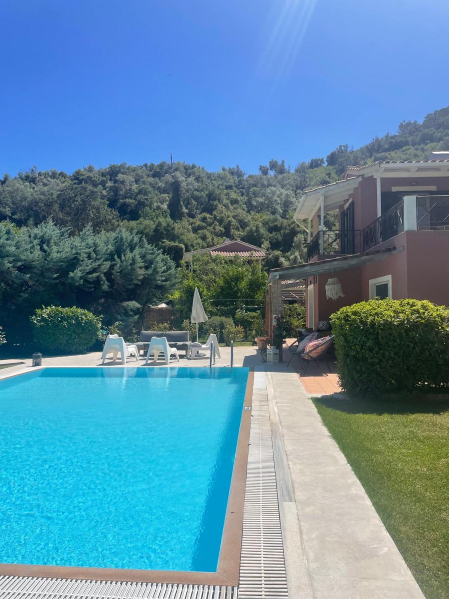 מיקרוס גיאלוס Gialos Villas 1-2 With A Private Pool מראה חיצוני תמונה